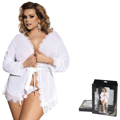 Bat An Eyelash Robe